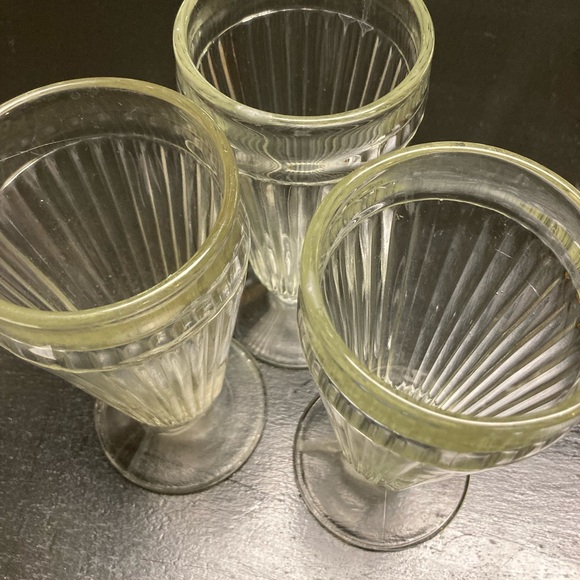 Soda glasses!! - Picture 2 of 5